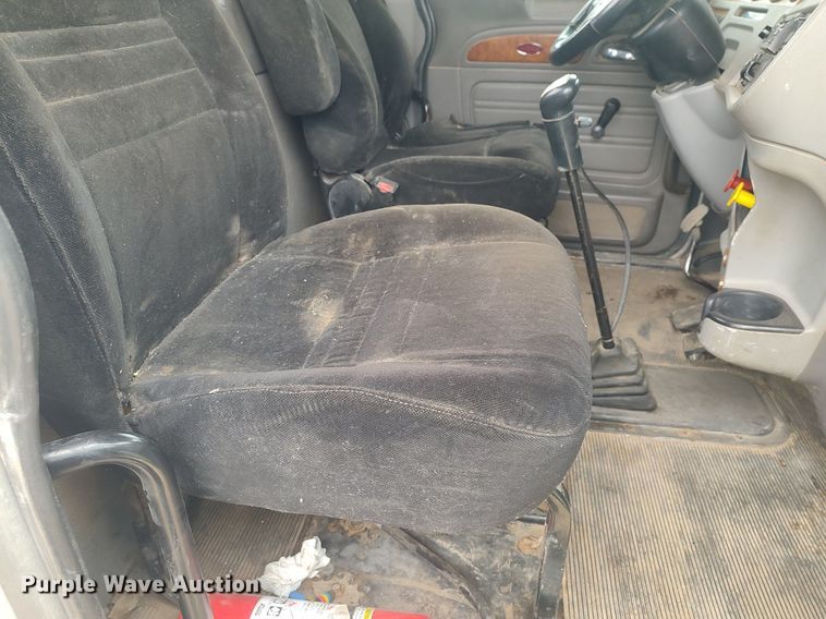 image for item MM9847 2006 Peterbilt 379  semi truck