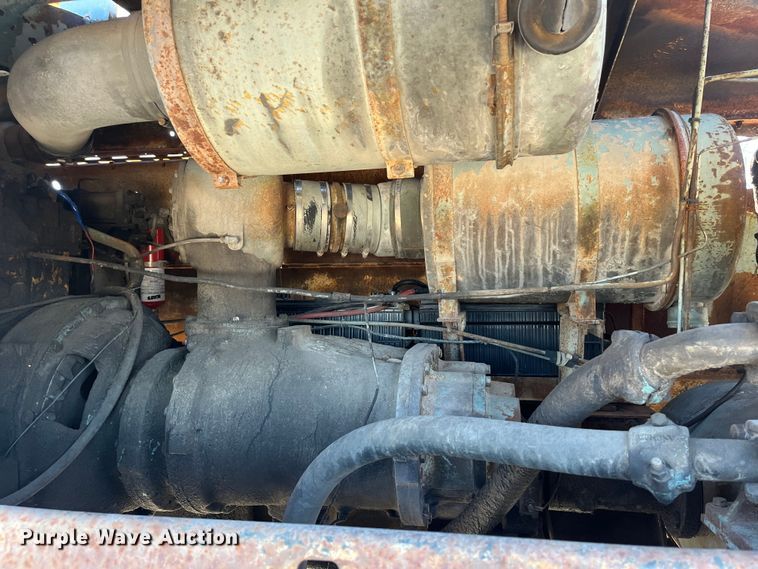 image for item MN9410 1981 Ford LN7000  truck cab and chassis