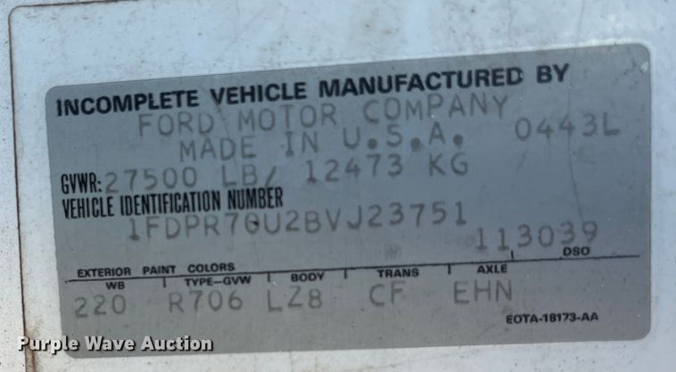 image for item MN9410 1981 Ford LN7000  truck cab and chassis