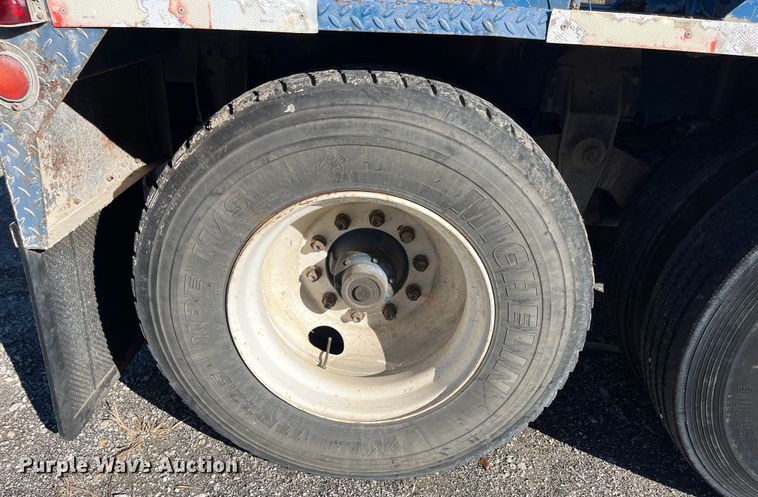 image for item MN9422 1982 J&L Tank  tank trailer