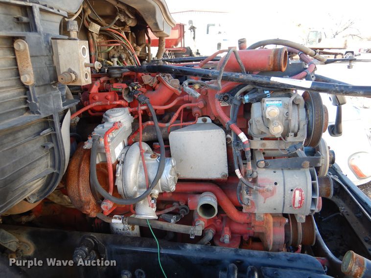 image for item MT9979 2012 Freightliner Cascadia 125  semi truck