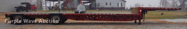 image for item MW9378 2006 Manac 13248801  drop deck trailer