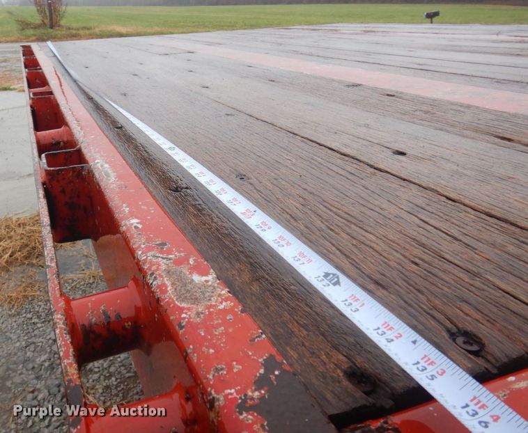 image for item MW9378 2006 Manac 13248801  drop deck trailer