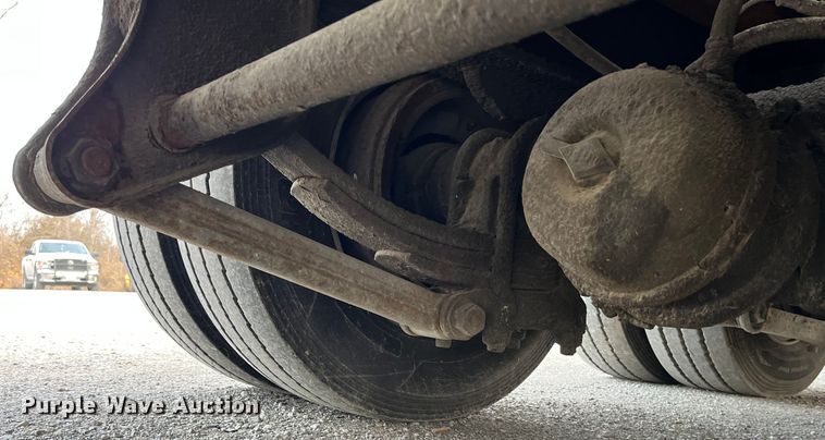 image for item MW9413 2006 Trail King TK40RB  tilt deck equipment trailer