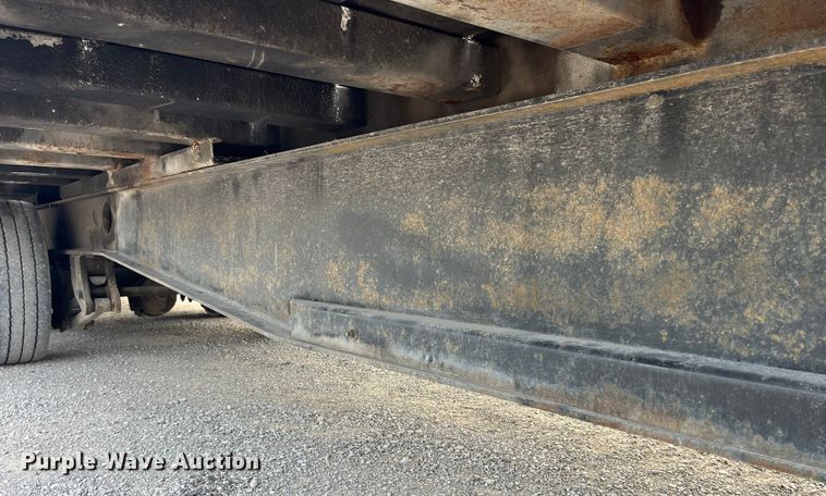 image for item MW9413 2006 Trail King TK40RB  tilt deck equipment trailer