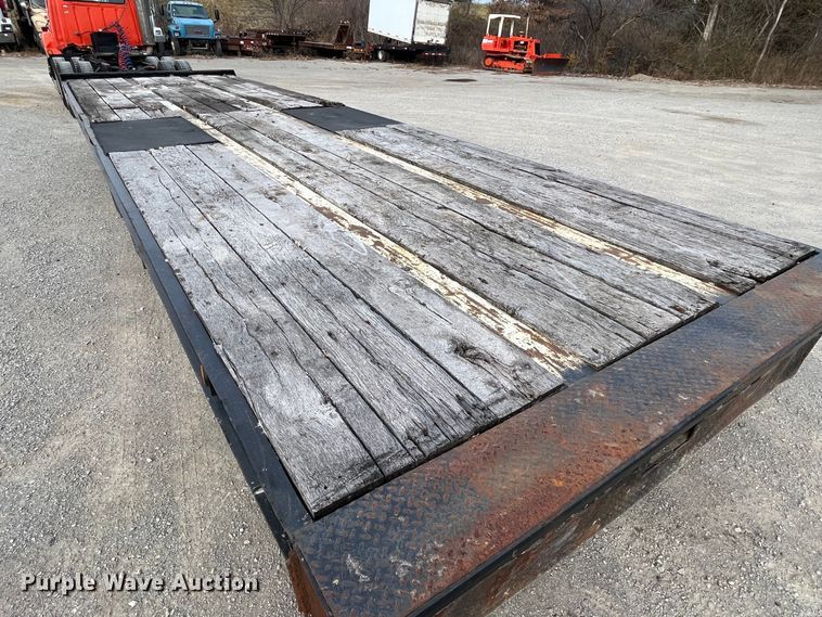 image for item MW9413 2006 Trail King TK40RB  tilt deck equipment trailer