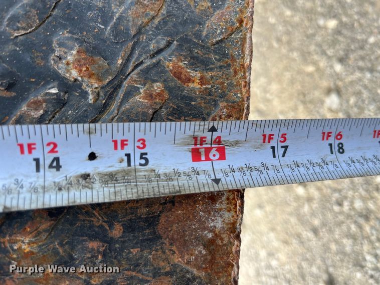 image for item MW9413 2006 Trail King TK40RB  tilt deck equipment trailer