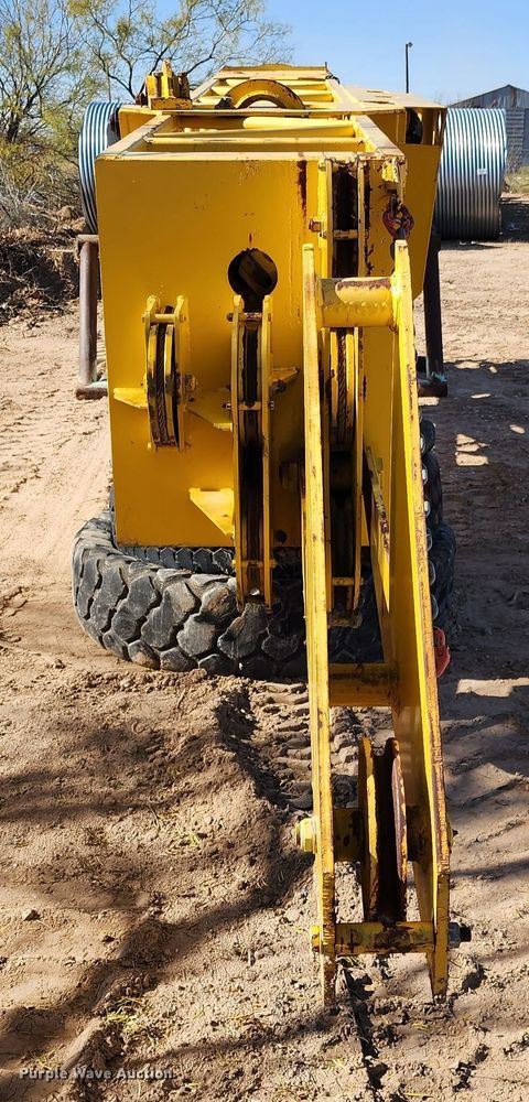 image for item DK6493 Drilling rig mast