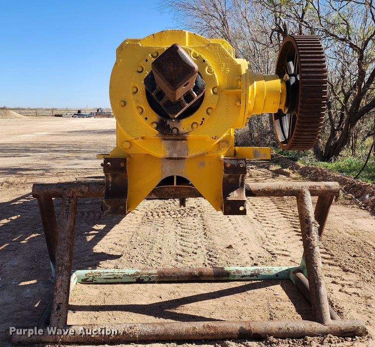 image for item DK6493 Drilling rig mast