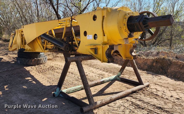 image for item DK6493 Drilling rig mast