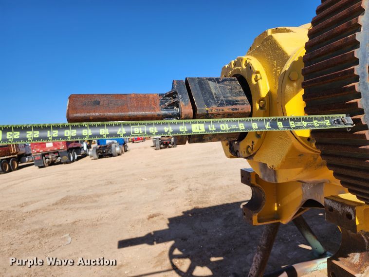 image for item DK6493 Drilling rig mast