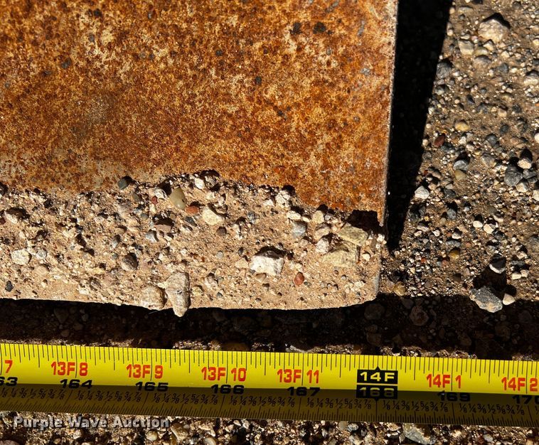 image for item DO8879 2011 Caterpillar 140M2 VHP  motor grader