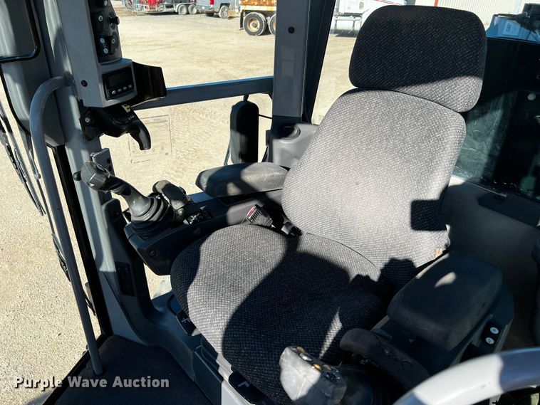 image for item DO8879 2011 Caterpillar 140M2 VHP  motor grader