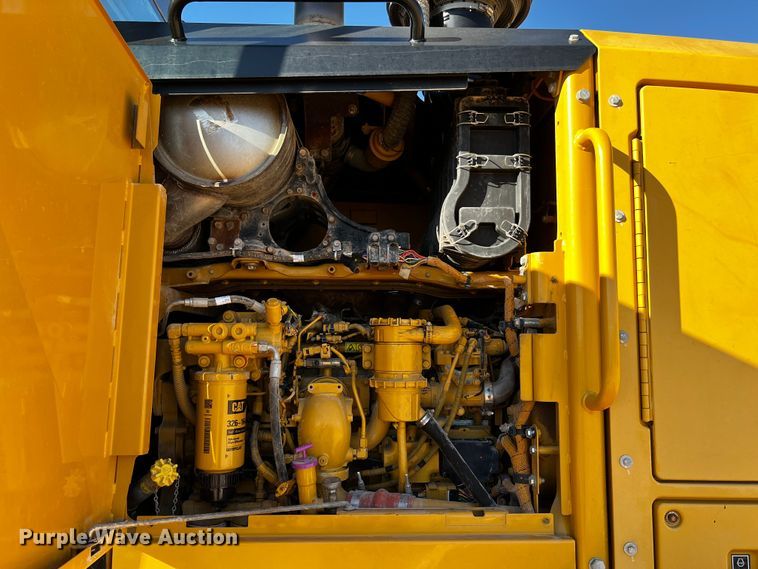 image for item DO8879 2011 Caterpillar 140M2 VHP  motor grader