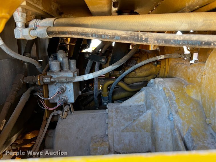 image for item DO8879 2011 Caterpillar 140M2 VHP  motor grader