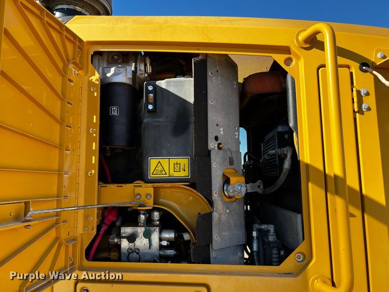 image for item DO8879 2011 Caterpillar 140M2 VHP  motor grader