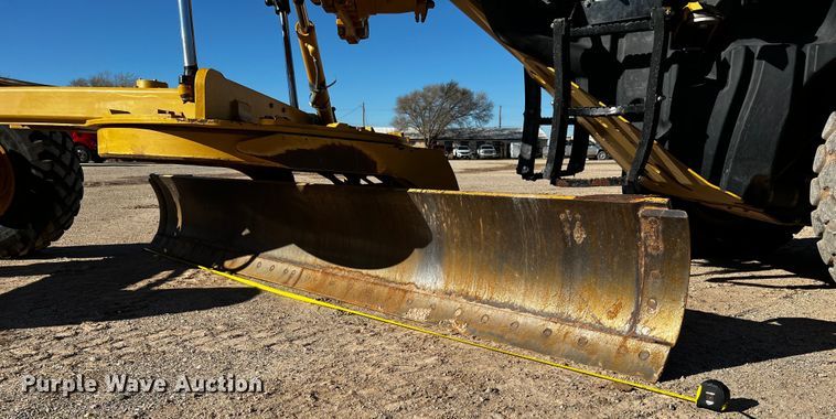 image for item DO8880 2013 Caterpillar 140M2 VHP Plus  motor grader