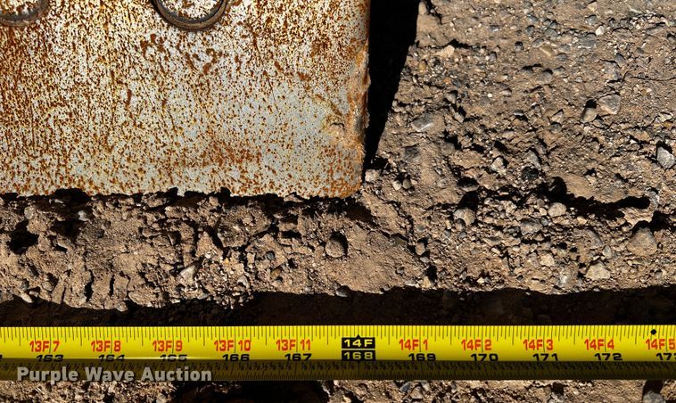 image for item DO8880 2013 Caterpillar 140M2 VHP Plus  motor grader