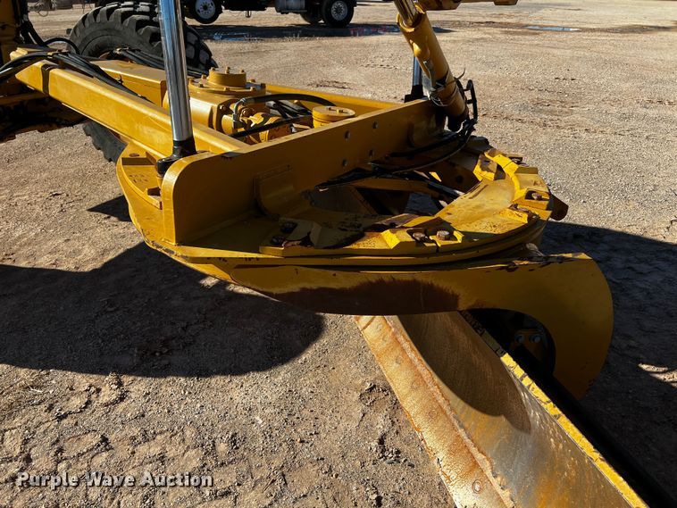 image for item DO8880 2013 Caterpillar 140M2 VHP Plus  motor grader