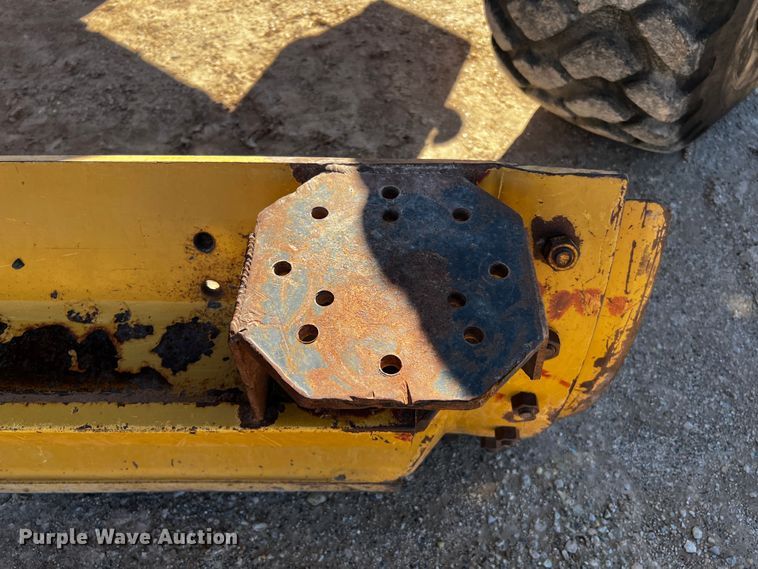 image for item DO8880 2013 Caterpillar 140M2 VHP Plus  motor grader