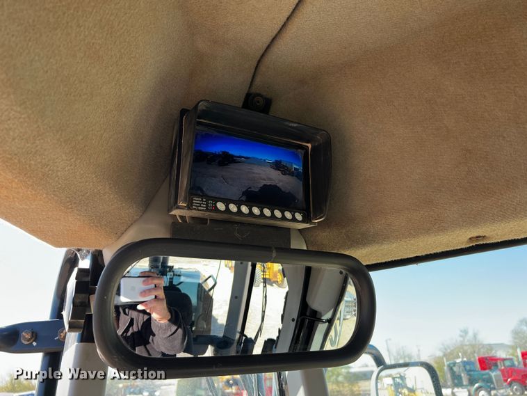 image for item DO8880 2013 Caterpillar 140M2 VHP Plus  motor grader