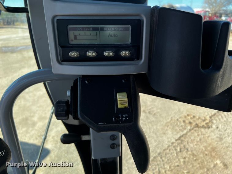 image for item DO8880 2013 Caterpillar 140M2 VHP Plus  motor grader