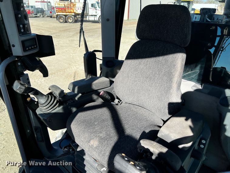 image for item DO8880 2013 Caterpillar 140M2 VHP Plus  motor grader