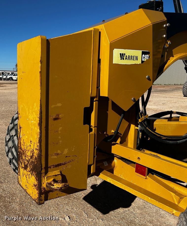 image for item DO8880 2013 Caterpillar 140M2 VHP Plus  motor grader