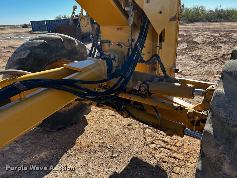 image for item DO8881 2012 Caterpillar 140M2  motor grader