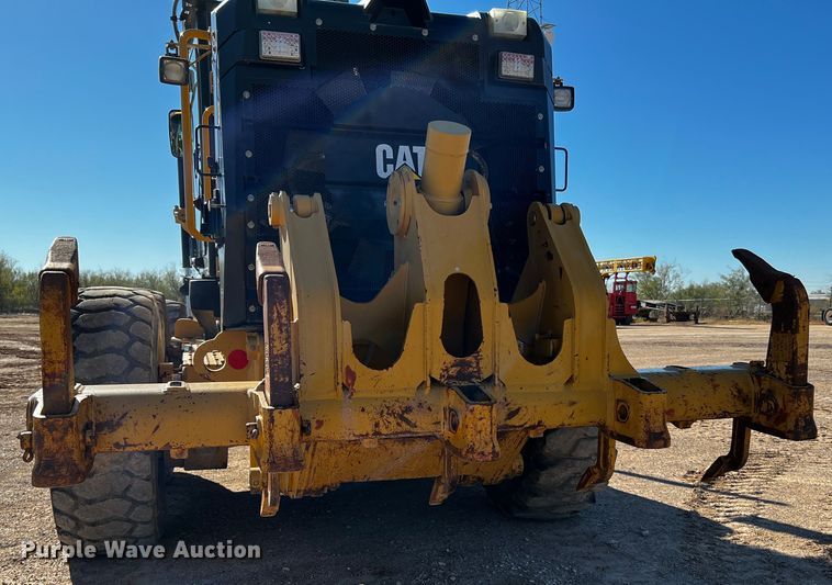 image for item DO8881 2012 Caterpillar 140M2  motor grader