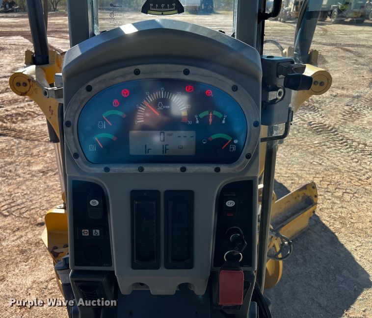 image for item DO8881 2012 Caterpillar 140M2  motor grader