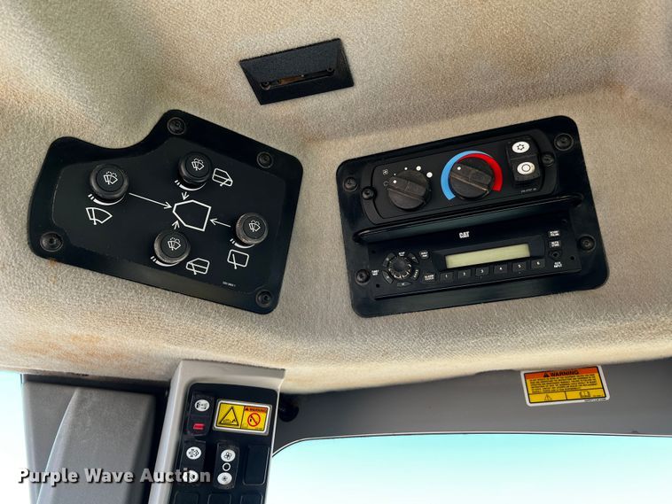 image for item DO8881 2012 Caterpillar 140M2  motor grader