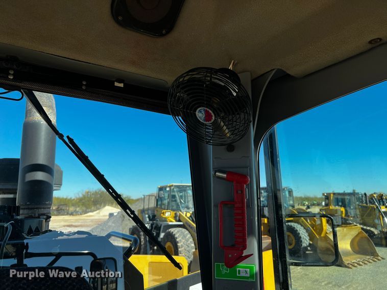 image for item DO8881 2012 Caterpillar 140M2  motor grader