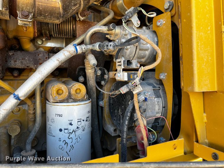 image for item DO8881 2012 Caterpillar 140M2  motor grader