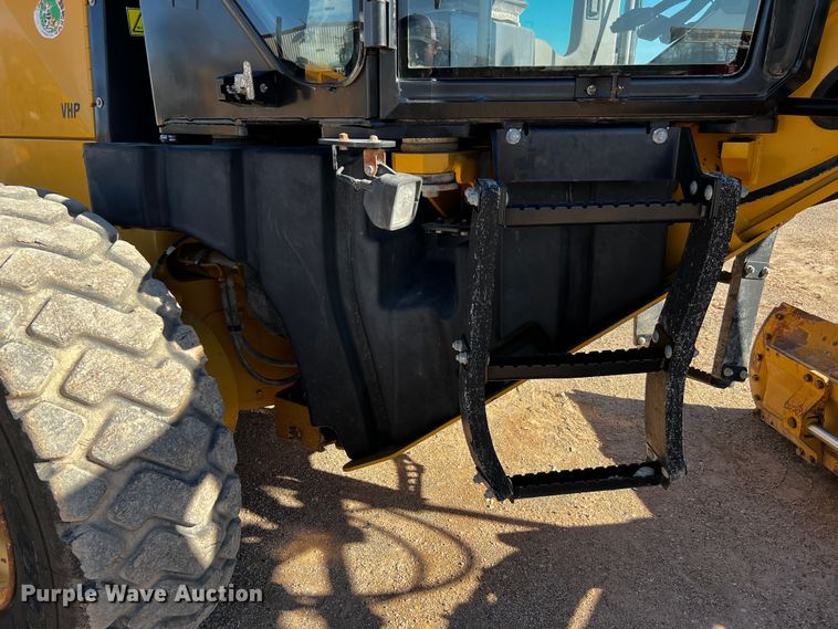 image for item DO8881 2012 Caterpillar 140M2  motor grader