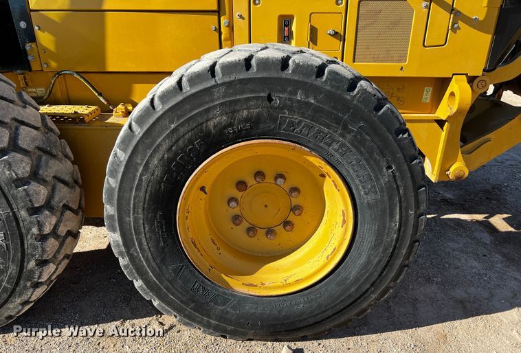 image for item DO8881 2012 Caterpillar 140M2  motor grader