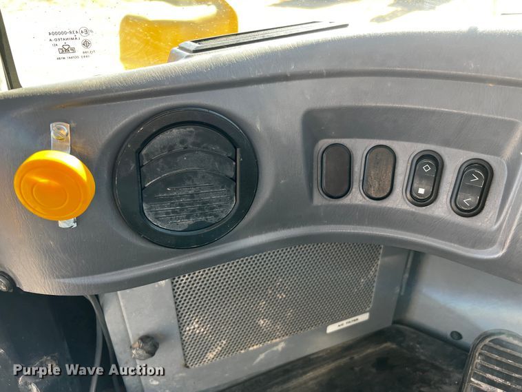 image for item DO8882 2010 Komatsu WA470-6  wheel loader