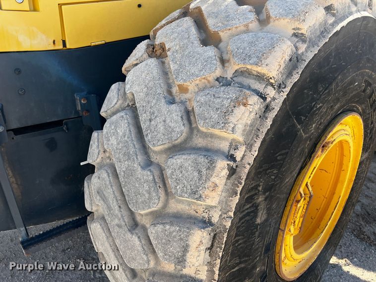 image for item DO8882 2010 Komatsu WA470-6  wheel loader