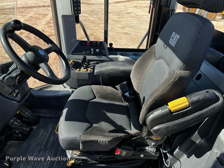 image for item DO8883 2020 Caterpillar 950M  wheel loader