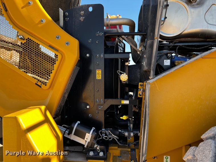 image for item DO8883 2020 Caterpillar 950M  wheel loader