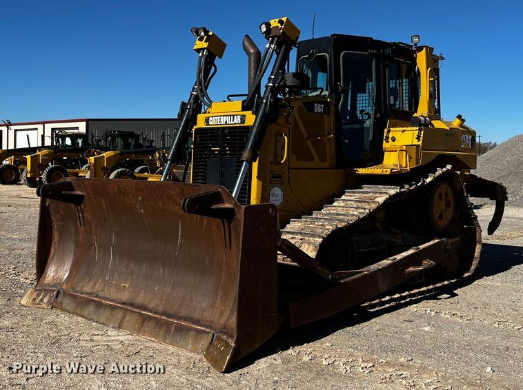 image for item DO8884 2014 Caterpillar D6T XL  dozer