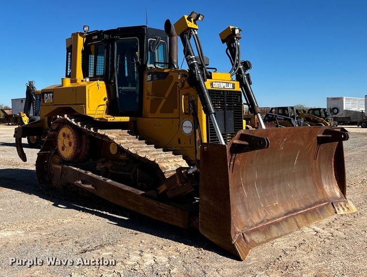 image for item DO8884 2014 Caterpillar D6T XL  dozer