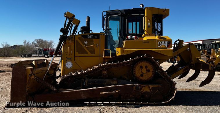 image for item DO8884 2014 Caterpillar D6T XL  dozer