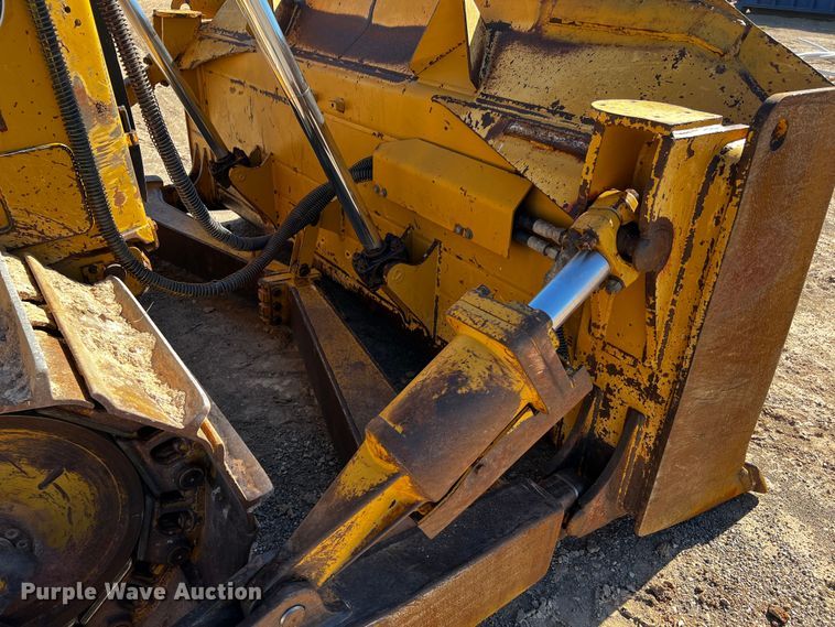 image for item DO8884 2014 Caterpillar D6T XL  dozer