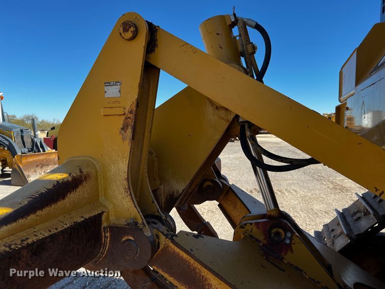 image for item DO8884 2014 Caterpillar D6T XL  dozer