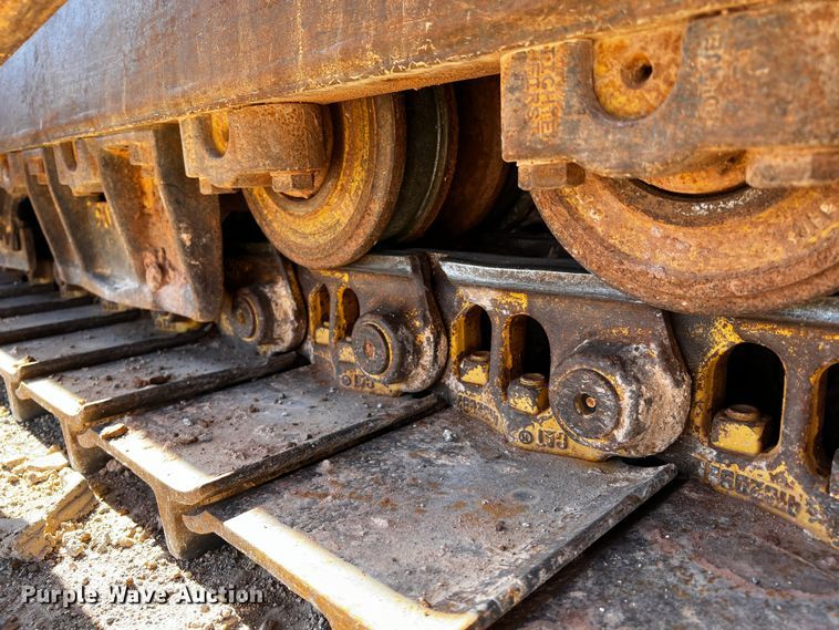 image for item DO8884 2014 Caterpillar D6T XL  dozer