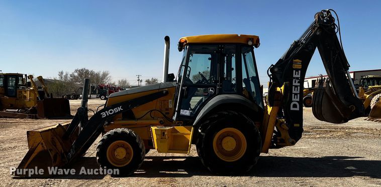 image for item DO8885 2014 John Deere 310SK  backhoe
