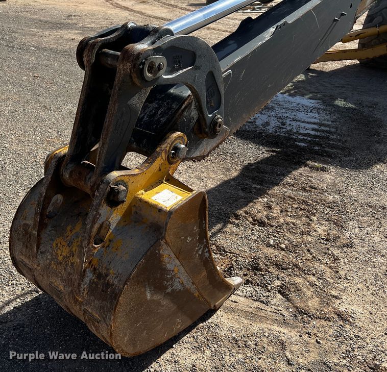 image for item DO8885 2014 John Deere 310SK  backhoe