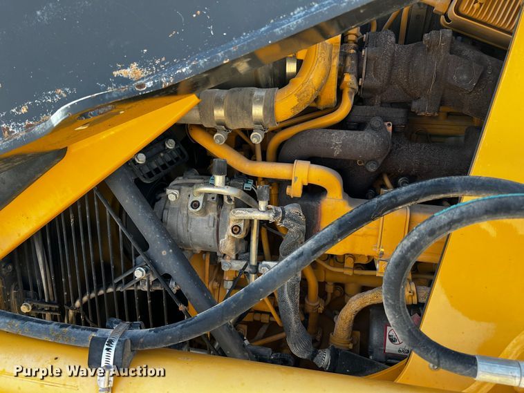 image for item DO8885 2014 John Deere 310SK  backhoe