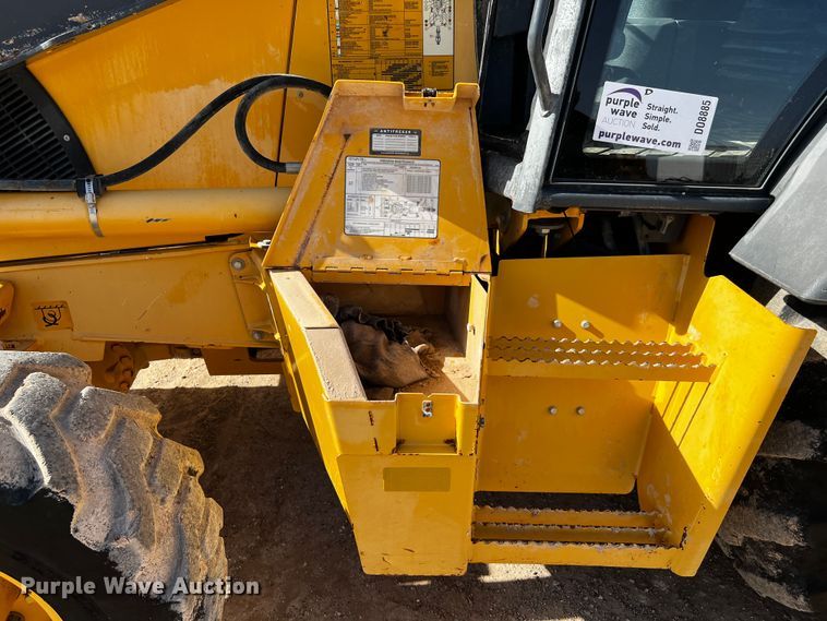 image for item DO8885 2014 John Deere 310SK  backhoe